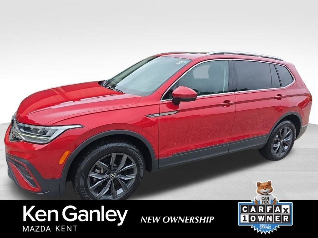 2022 Volkswagen Tiguan 2.0T SE in Kings Red Metallic — front three-quarter view