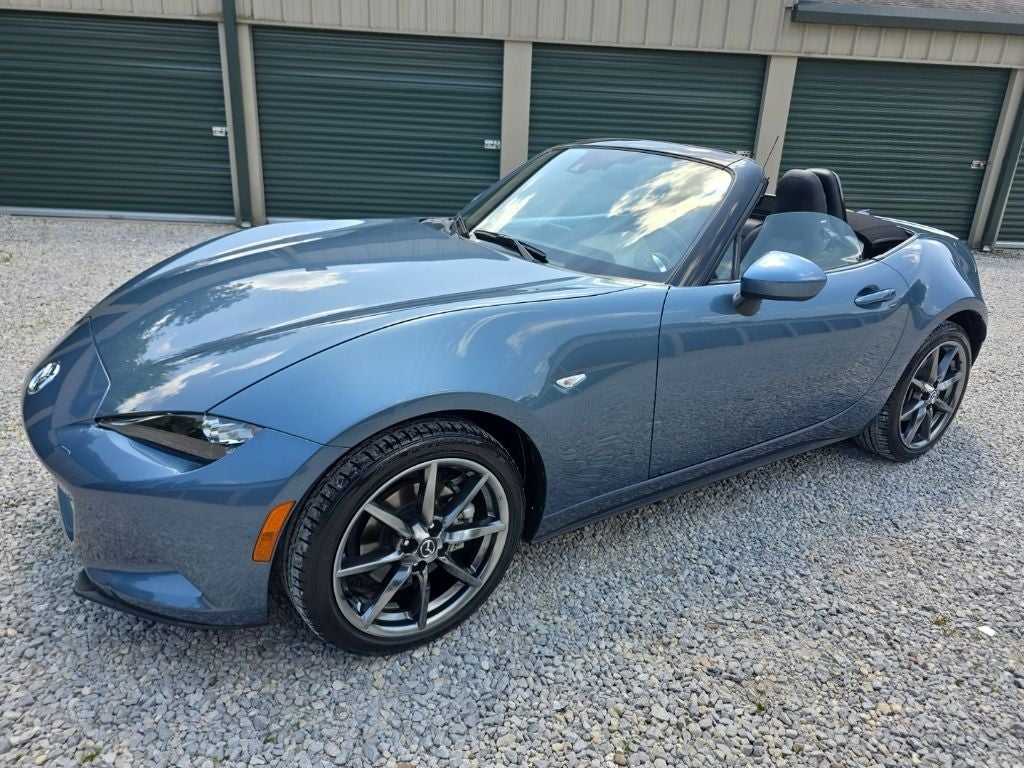 2017 Mazda Mazda Miata Grand Touring in Blue Reflex Mica — front three-quarter view